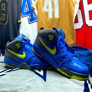 Nike air flight falcon blue 2 men’s size 10